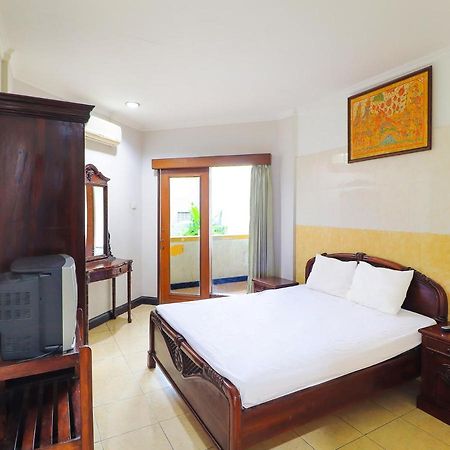 Oyo 91608 Hotel Gatsu Indah Denpasar Exteriör bild