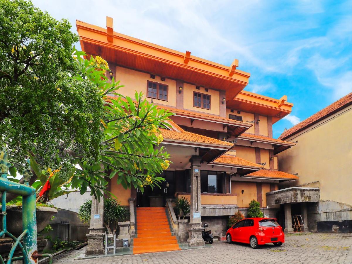 Oyo 91608 Hotel Gatsu Indah Denpasar Exteriör bild